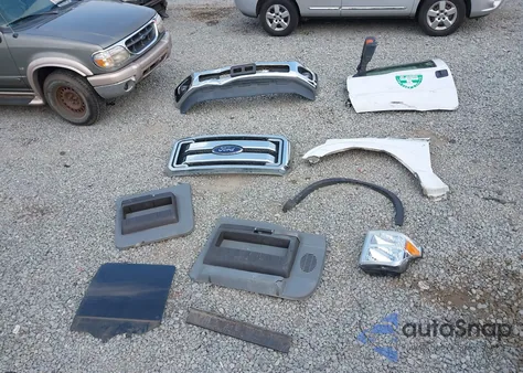 2014 Ford F-250 Xlt из США, поврежденный, VIN 1FT7W2B60EEA33973